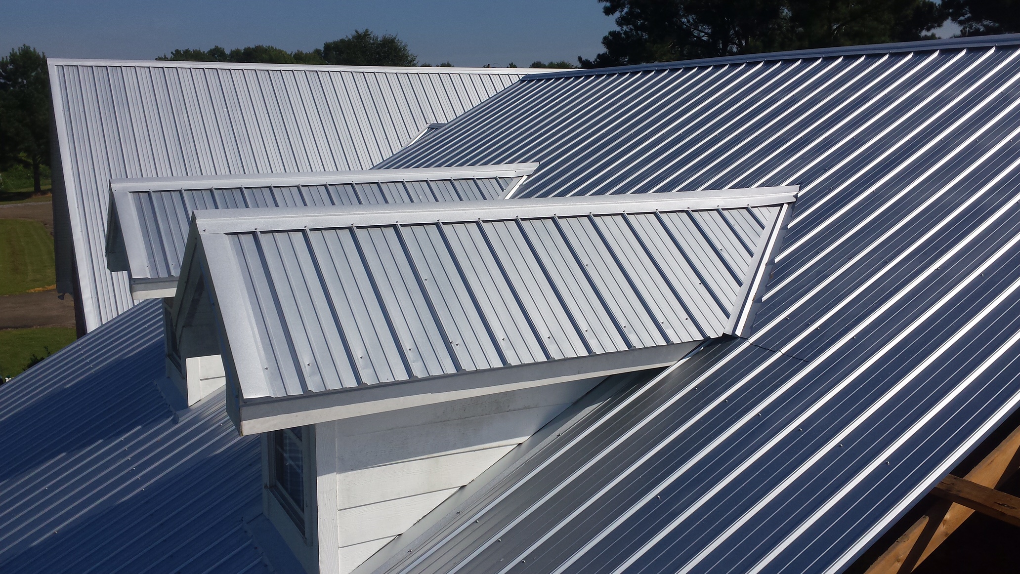 Metal Roof Installation in Shrewsbury: How to Prepare